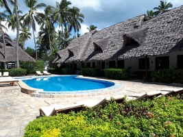 Strandverlenging Tanzania - lodge met zwembad